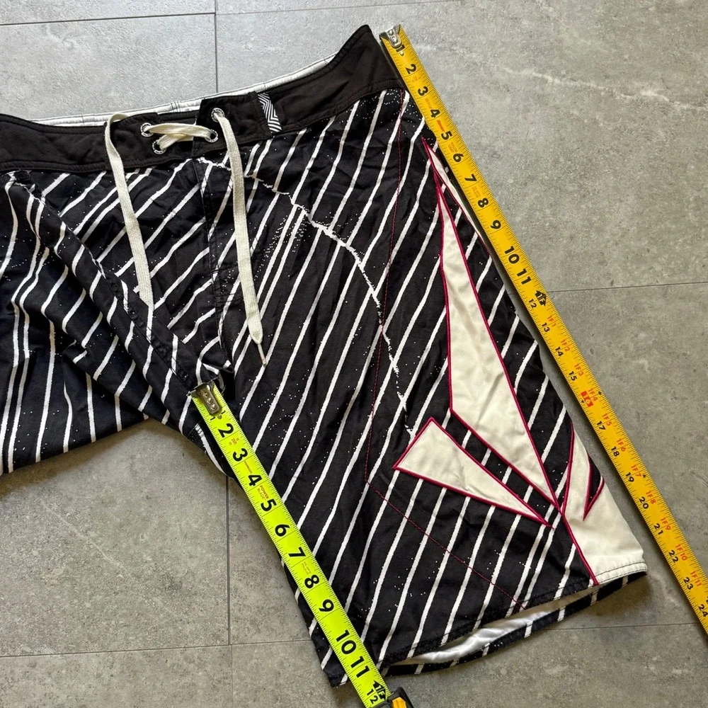 Vintage Volcom Stone Too Stripe Board Shorts 34